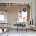Casa Charlies Can